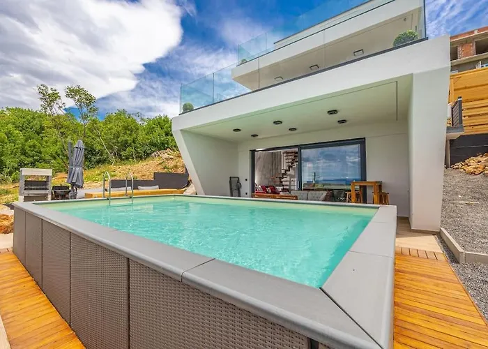 Deck 1, Deck 2, Deck 3 아파트 *