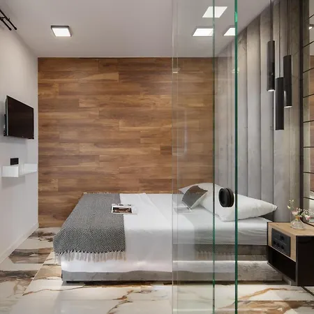 Deck 1, Deck 2, Deck 3 Apartman