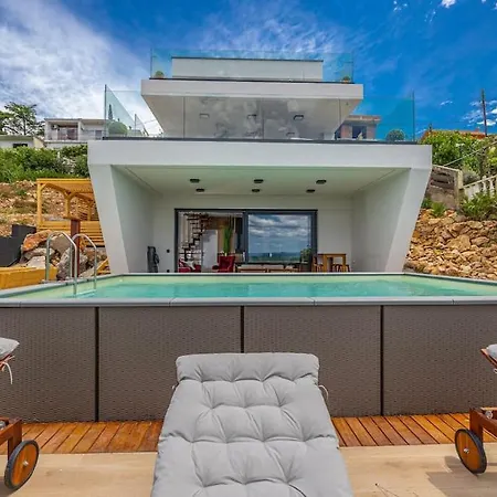 Deck 1, Deck 2, Deck 3 Apartman Dramalj