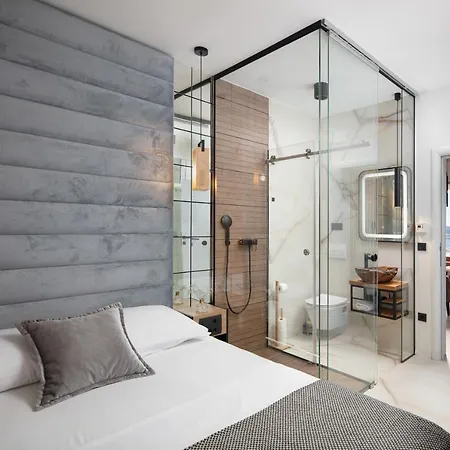 Deck 1, Deck 2, Deck 3