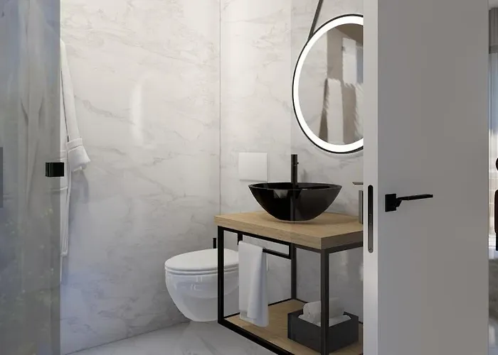 Deck 1, Deck 2, Deck 3 *