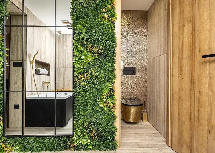 Deck 1, Deck 2, Deck 3 Dramalj